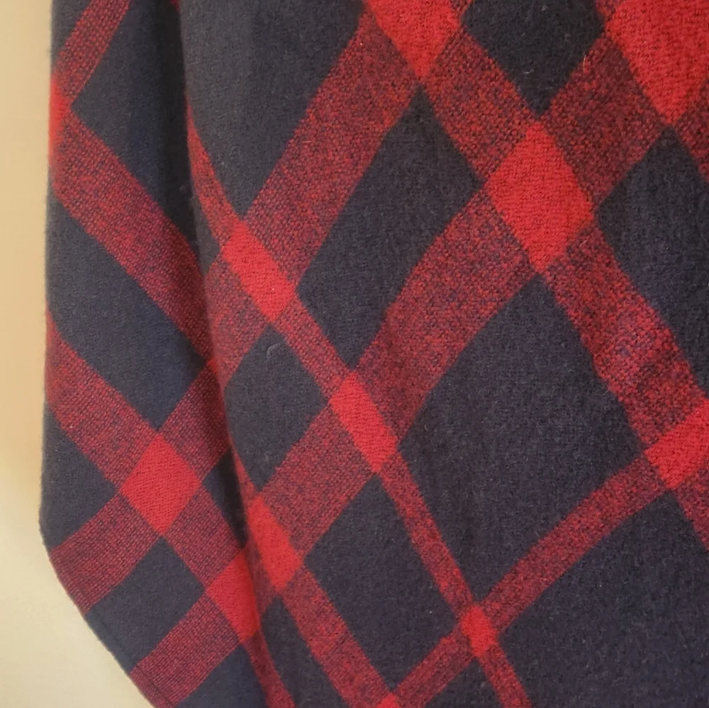 Hayes Plaid Sleeveles Long Vest one size - Picture 10 of 11